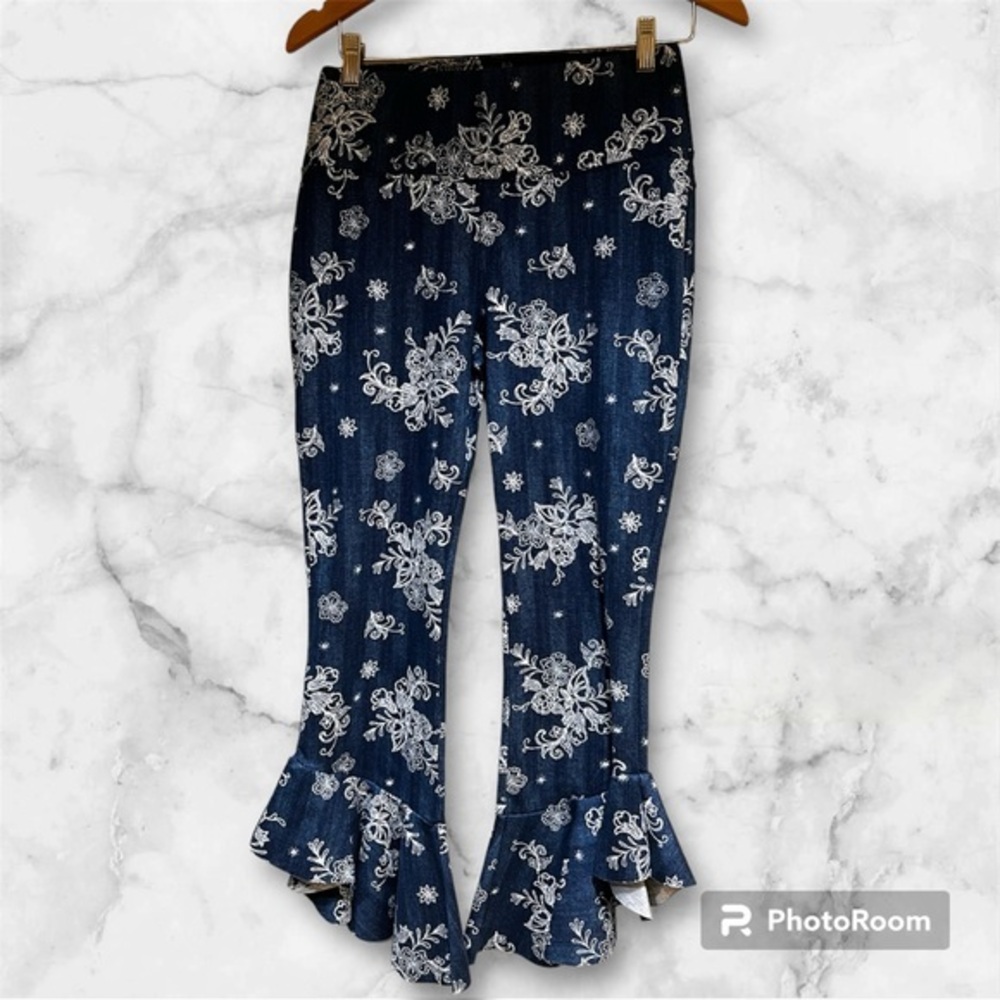 Slim Factor by Investments Wide Waistband Tapered Ruffle Hem Cropped Flare Pants